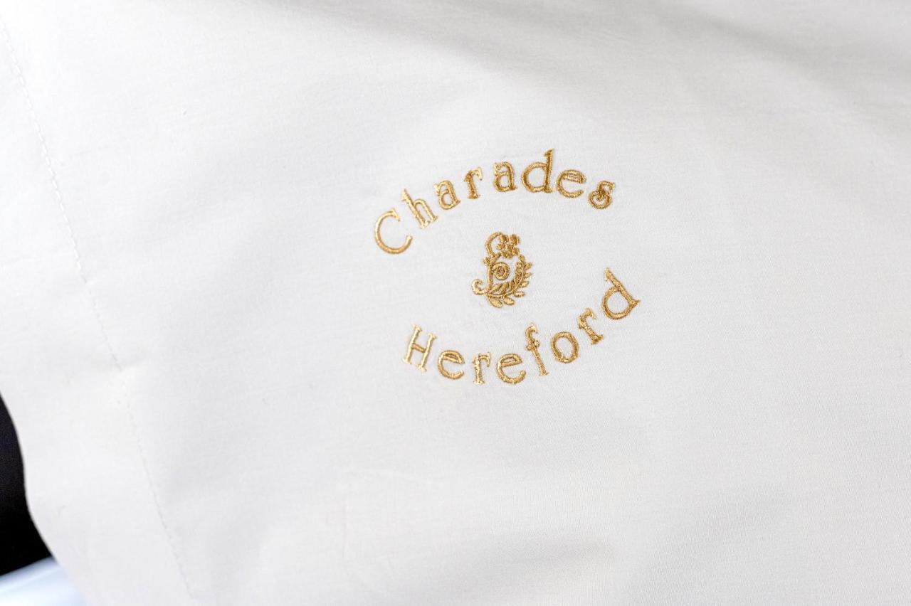 Charades Guest House เฮริฟอร์ด ภายนอก รูปภาพ